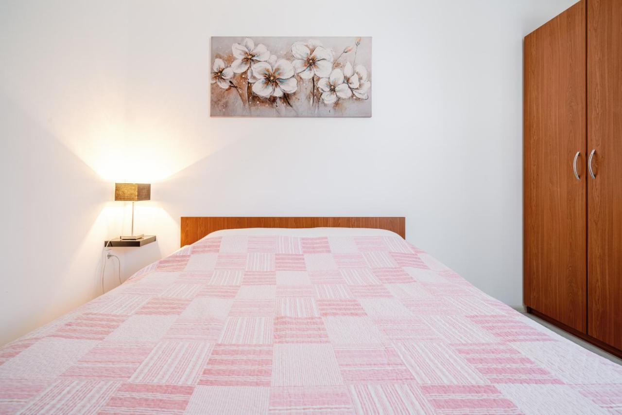 Čilipi Charming Little Apartment מראה חיצוני תמונה